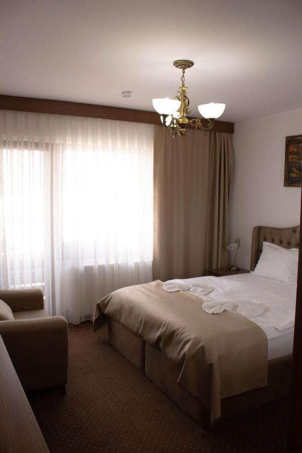 Sultan Mehmet & Restaurant Guest house *